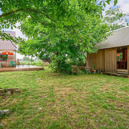 2 Bedroom Lovely In *