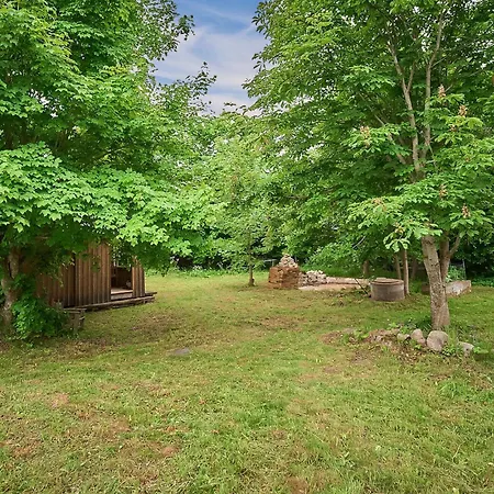 Дом отдыха 2 Bedroom Lovely In
